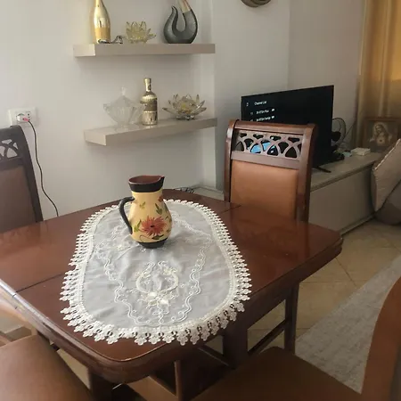 Astir דירה Kashari